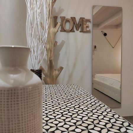 Atropo 114 Apartment Полиняно а Маре Екстериор снимка